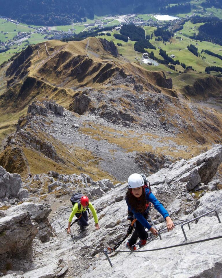 Klettersteigchallenge Engelberg Weekend mit Bergführer | Samstag & Sonntag Geführter Klettersteig am Rigidalstock bei Engelberg – Foto engelberg.guide